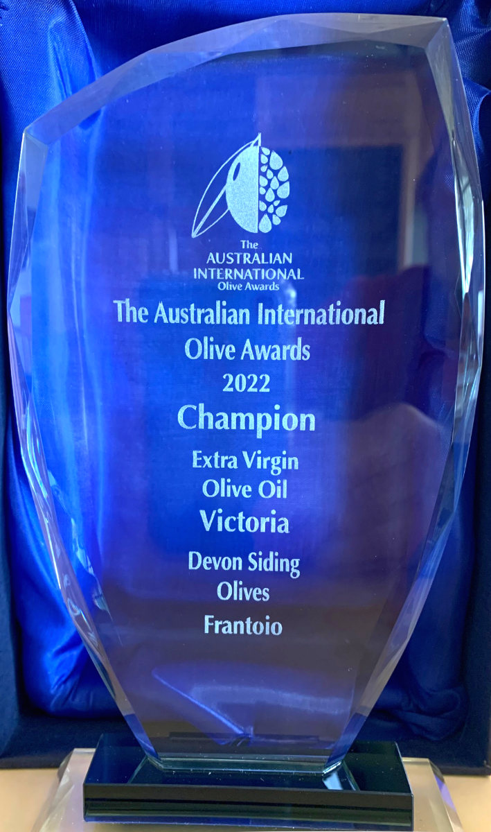 Devon Siding Olives Champion EVOO Award 2022